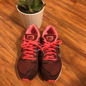 🌟Nike Air Zoom Structure 18 Running Shoe W 8⭐️